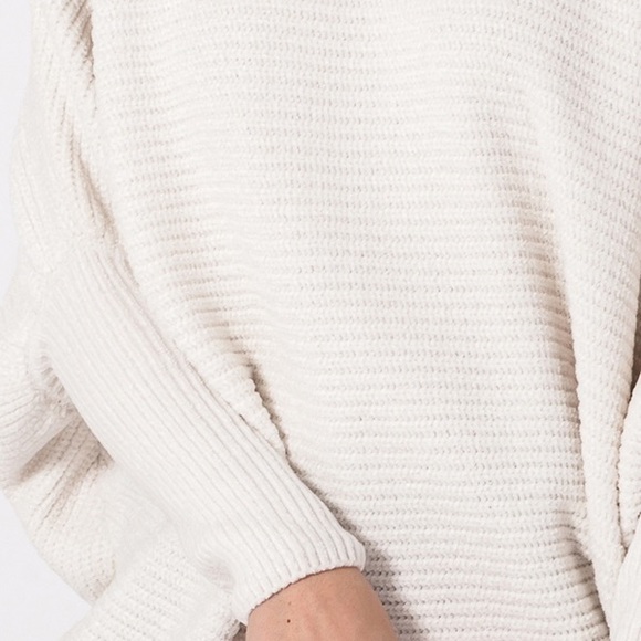 LAST 1-L❤️WHITE SCOOP NECK DOLMAN SLEEVE SWEATER - Picture 4 of 6